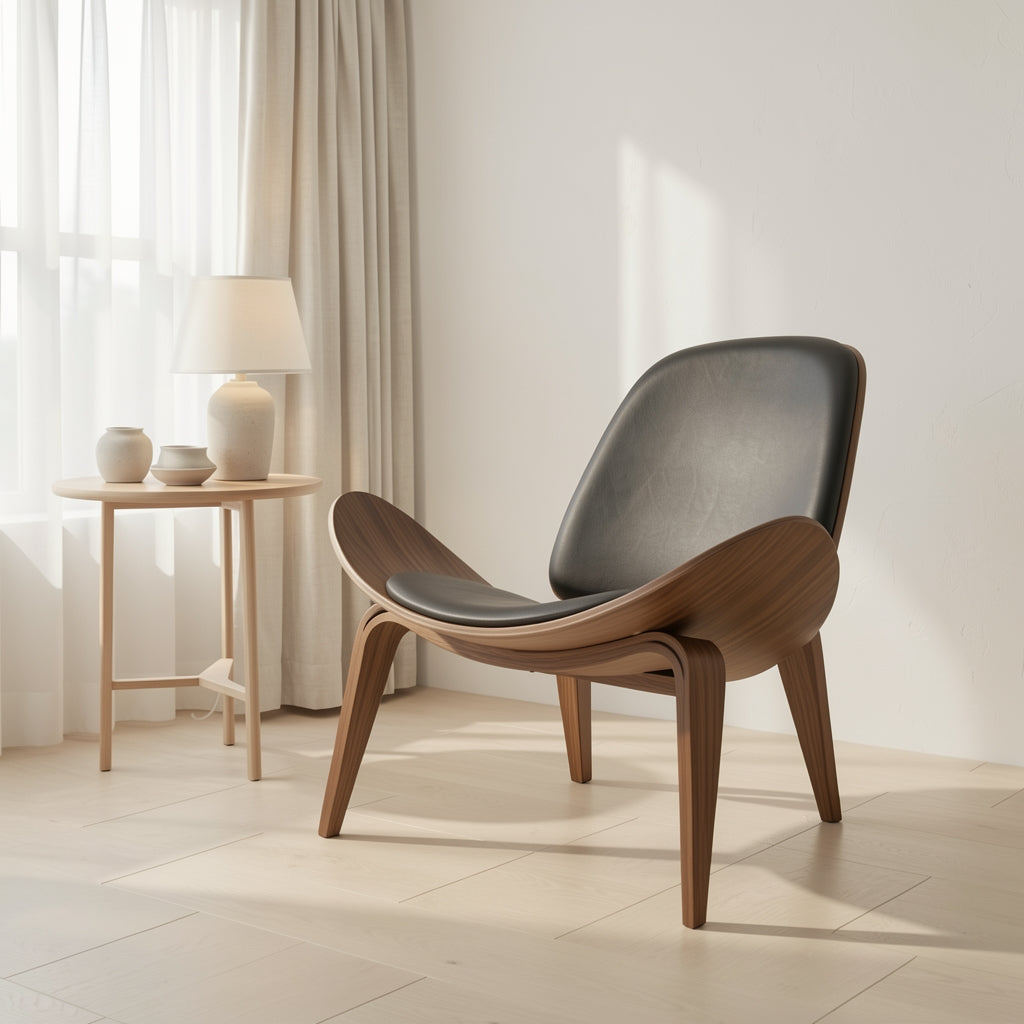 Curved Lounge Chair (飞机椅) in soft oak daylight