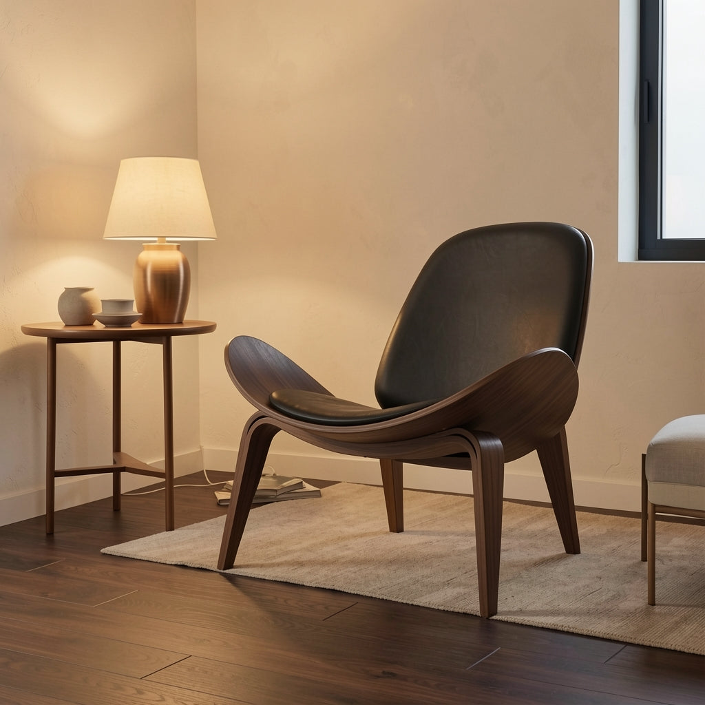 Curved Lounge Chair (飞机椅) in warm evening walnut