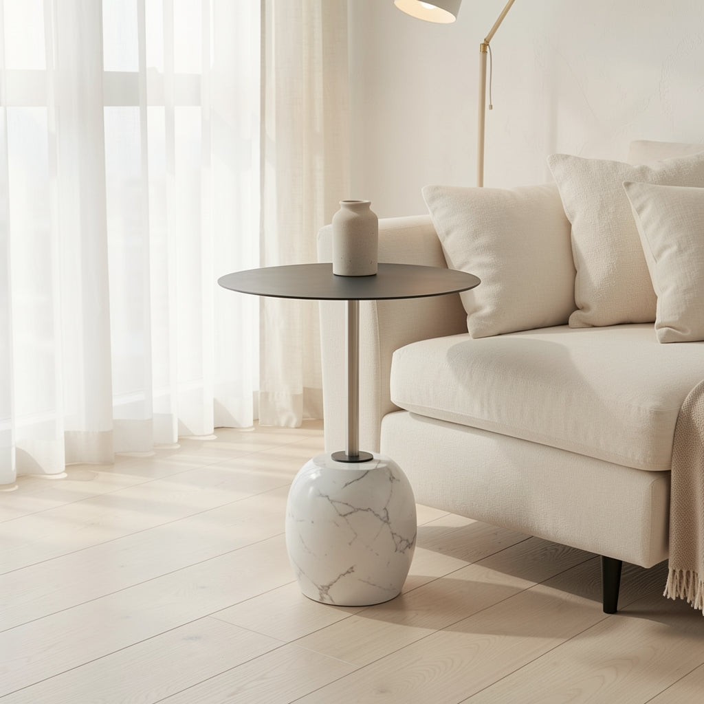 Round Side Table (DYYM0014) · Edition 1 in soft oak daylight